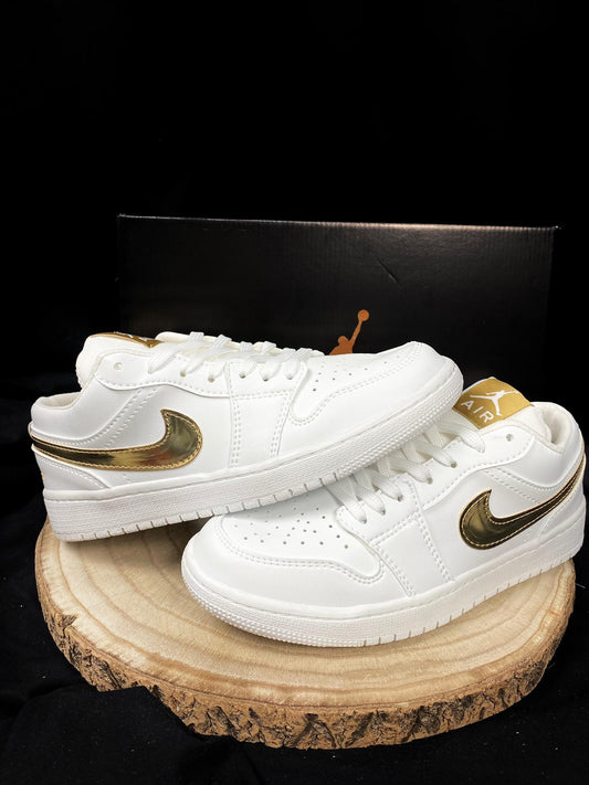 Nike Air Force Streetware Gold