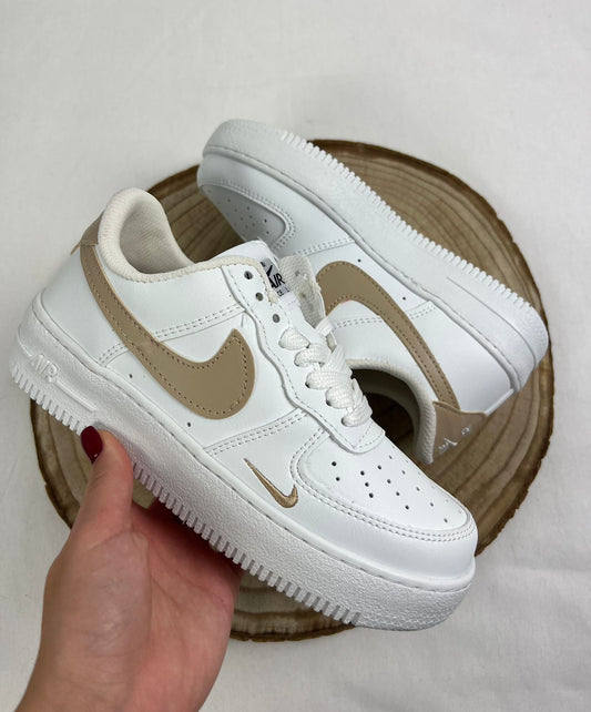 Nike Air Force 1 White/Cream