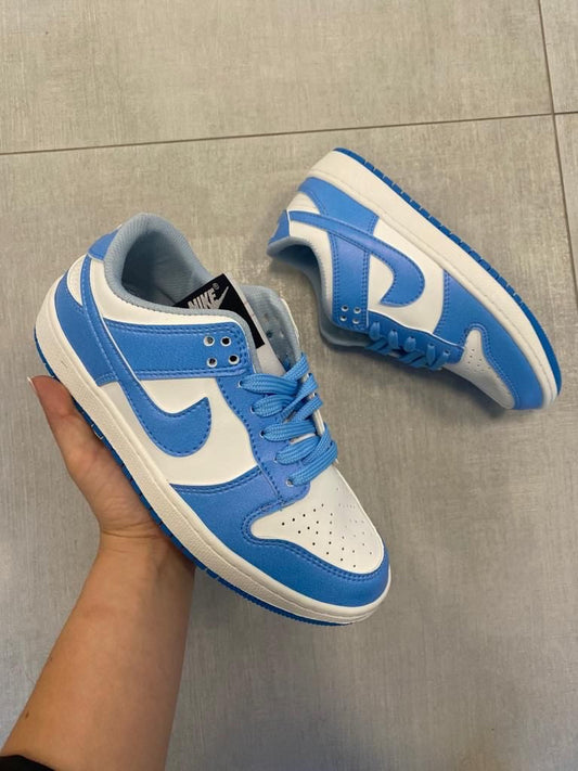 Nike dunk low azul