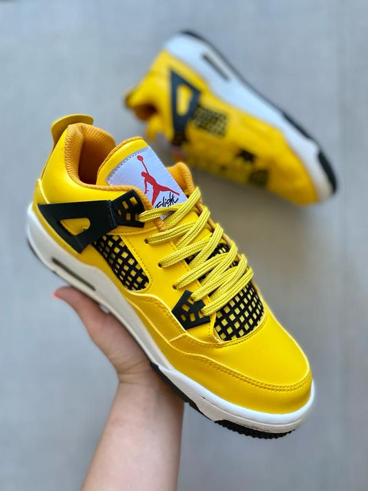Jordan 4 amarilla